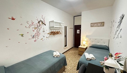 Standard Twin Room, Shared Bathroom
