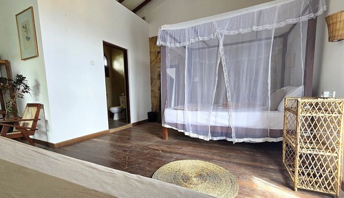Deluxe Triple Room, Partial Lake View