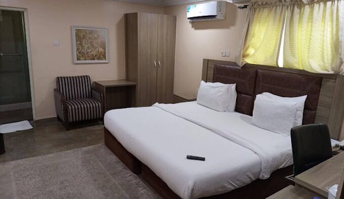 Deluxe Room, Balcony, City View