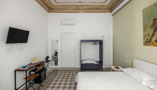 Deluxe Triple Room, City View