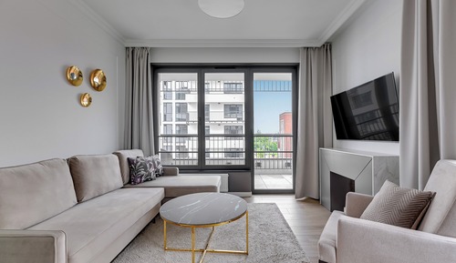 Deluxe Apartment