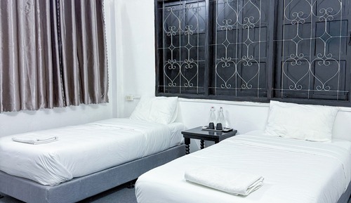 Basic Twin Room