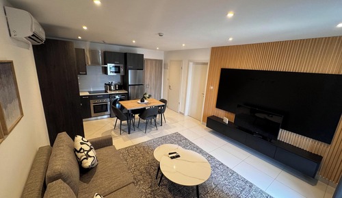 Deluxe Apartment, City View