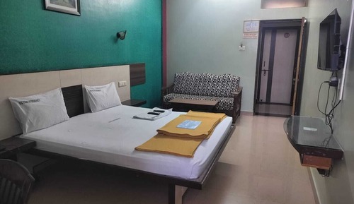 DELUX ROOM Non A/C