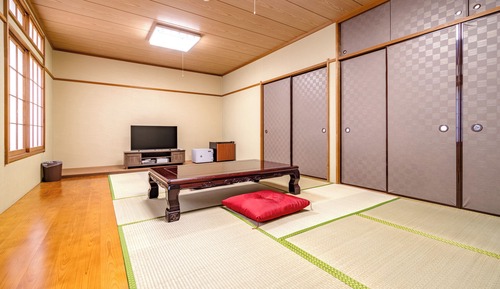 Japanese-Style Room for 6 Guests, Non-Smoking, with Toilet