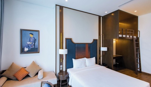 Club Double Room, 1 Queen Bed