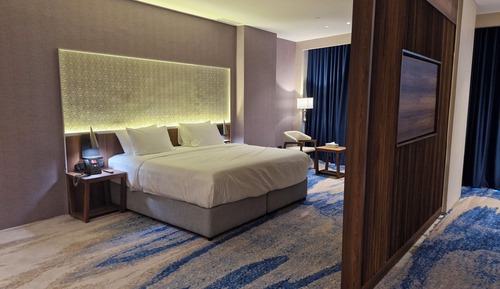 Executive Suite, Sea View