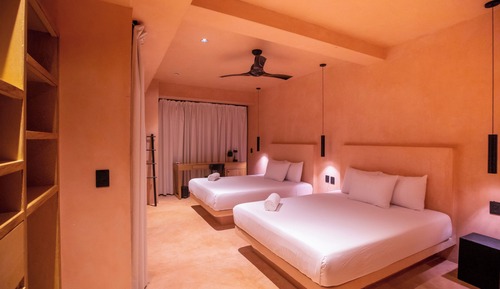 Deluxe Studio Suite