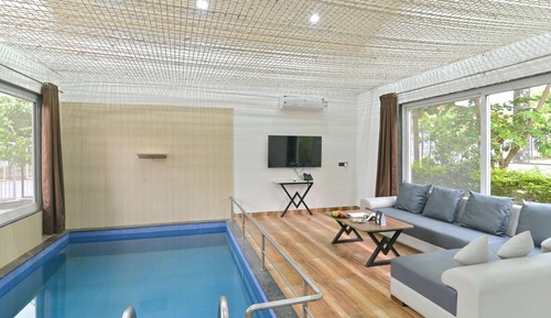 2 Bedroom Indoor Pool Villa