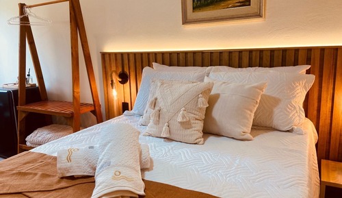 Deluxe Room, Balcony