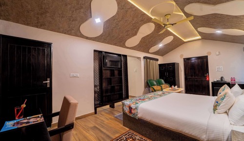 Luxury Cottage Room