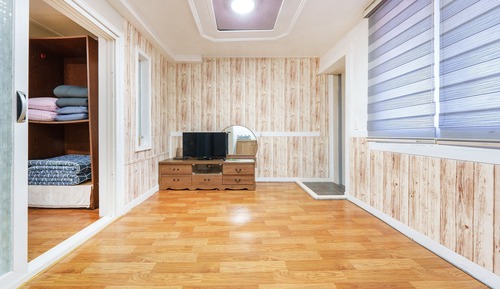 Basic Room, 1 Bedroom (House 13)