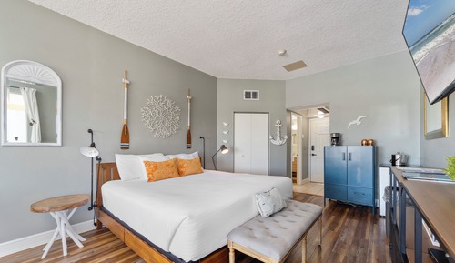 Standard Studio, Balcony, Harbor View