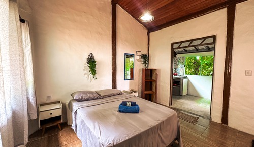 House, 1 Bedroom, Kitchen, Garden View