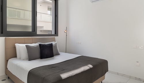 Luxury Apartment, City View
