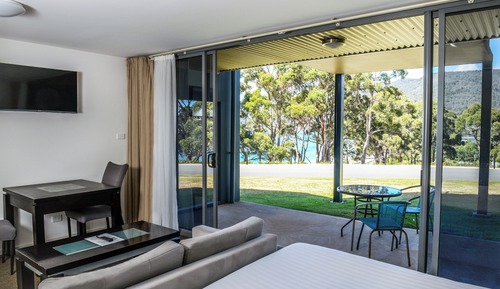Studio Twin Apartment with Ocean View