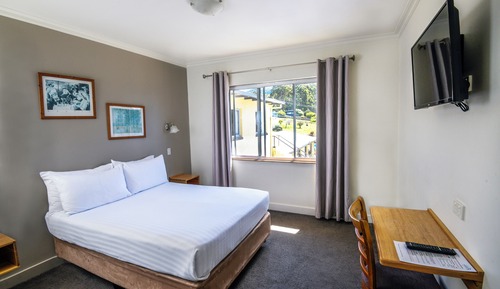 Classic Double Room with mountain View