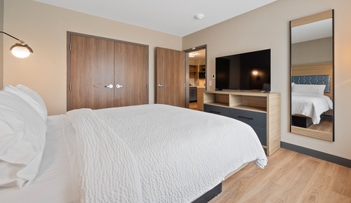 Suite, 1 King Bed