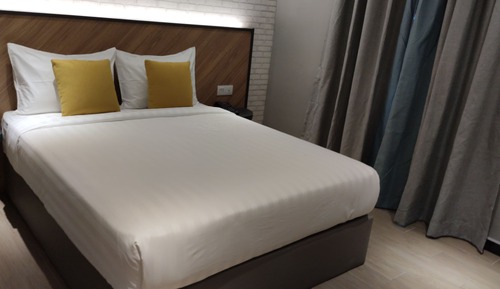 Superior Double Room, City View