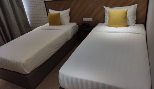 Deluxe Twin Room, City View
