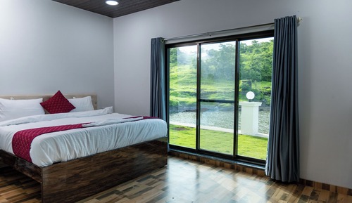 Deluxe Cottage, River View