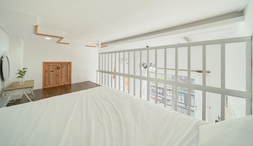 Basic Room, 1 Bedroom (blue)