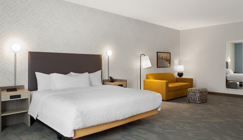 Studio Suite, 1 King Bed, Accessible, Bathtub