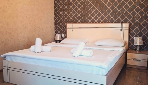 Double Room, Mountain View