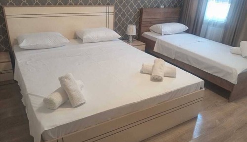 Triple Room, Mountain View