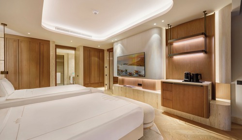 Grand Family Suite