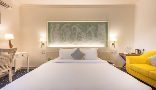 Deluxe Room, Balcony