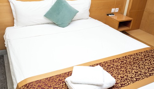 Double or Twin Room, Mountain View