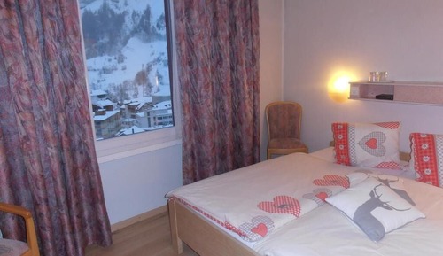 Standard Double Room, 1 Queen Bed, Non Smoking, Hill View
