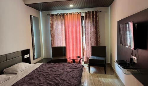Royal Double Room, City View