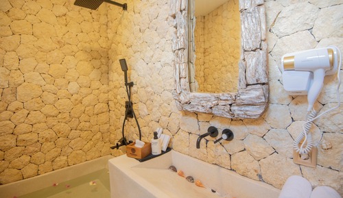 Villa with private pool