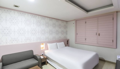 Standard Double Room, City View