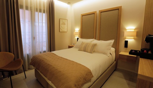 Standard Double Room, Private Bathroom, City View