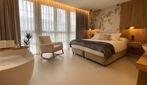 Premium Double Room, City View