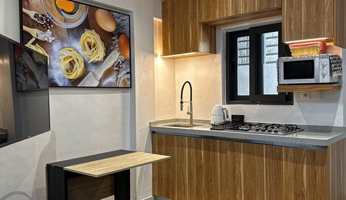 Deluxe Apartment, City View
