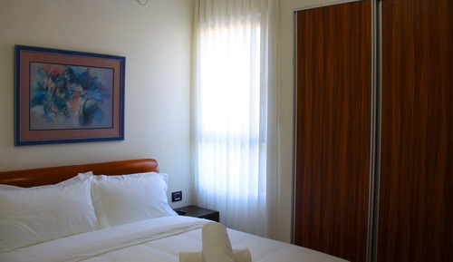 Suite, Garden View