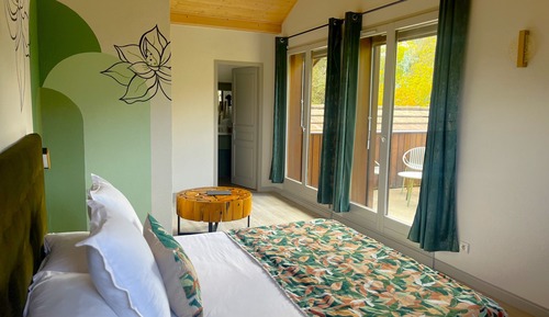 Deluxe Triple Room