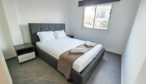 Comfort Apartment, Patio, City View