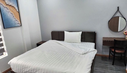 Basic Double Room Single Use, Patio, City View