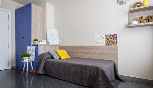 Studio, 2 Bedrooms, Kitchenette