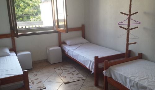 Standard Triple Room, Private Bathroom