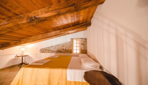 Traditional Apartment, 2 Bedrooms, Garden View, Garden Area