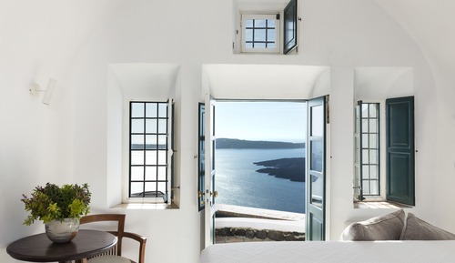 Junior Studio Suite, Pool Access (King cat)