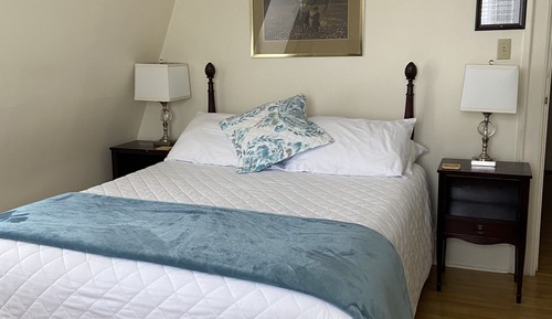 Room #2 - Bed & Breakfast/1 Queen Bed with Ocean View/Second Floor 