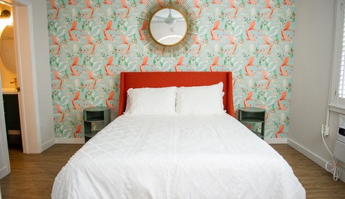 Deluxe Queen Room 