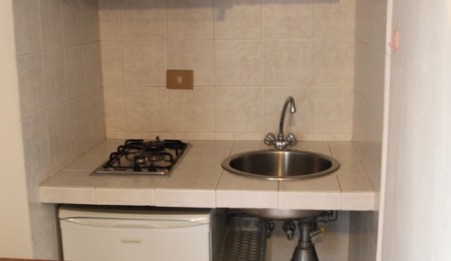 Studio, Kitchenette